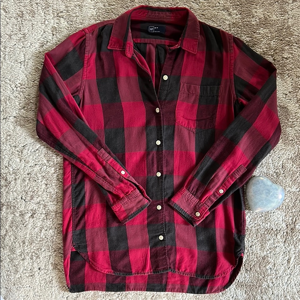 Gap Button Up Shirt